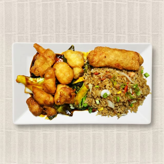 24. Hong Sue Chicken Platter.