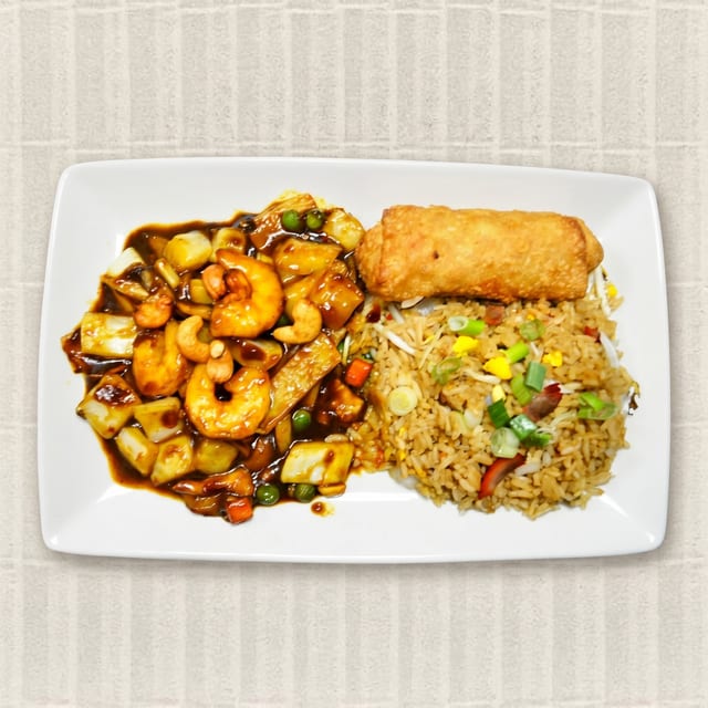 33. Cashew Shrimp Platter.