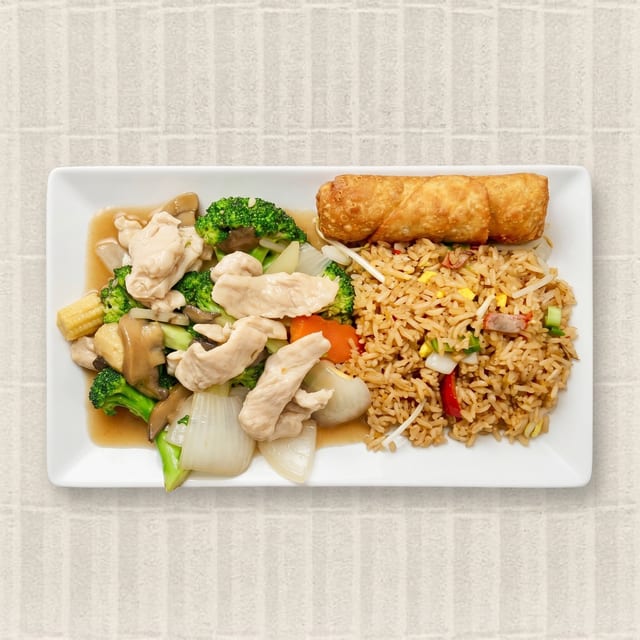 12. Chicken with Broccoli Platter.